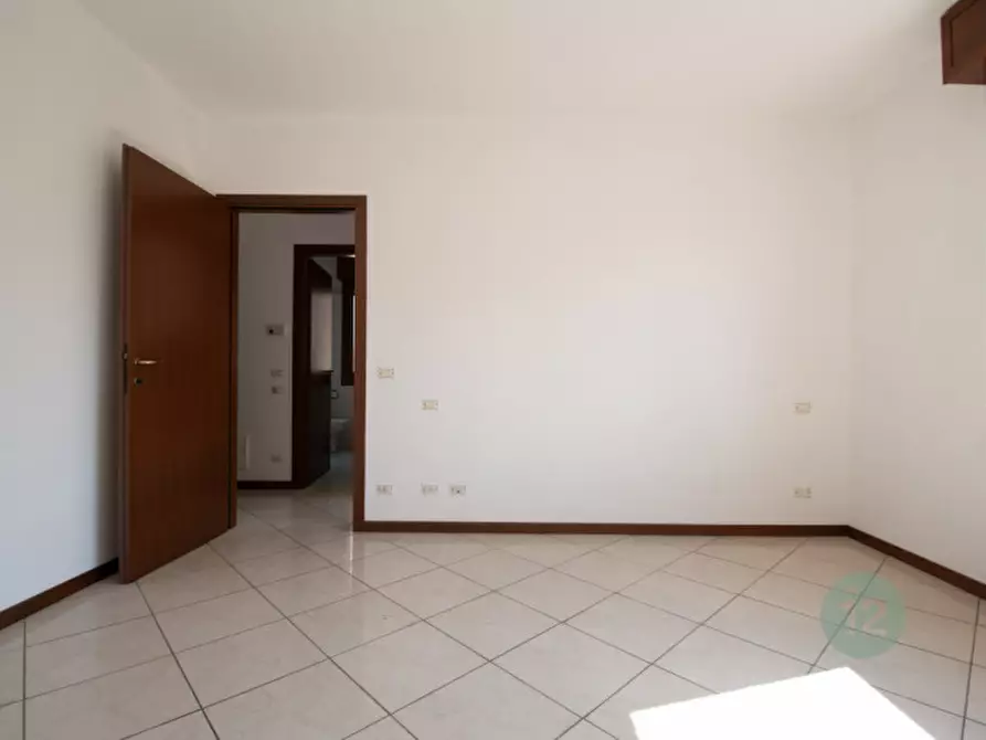Immagine 14 di Appartamento in vendita  in via del bramante 40 a Carpi
