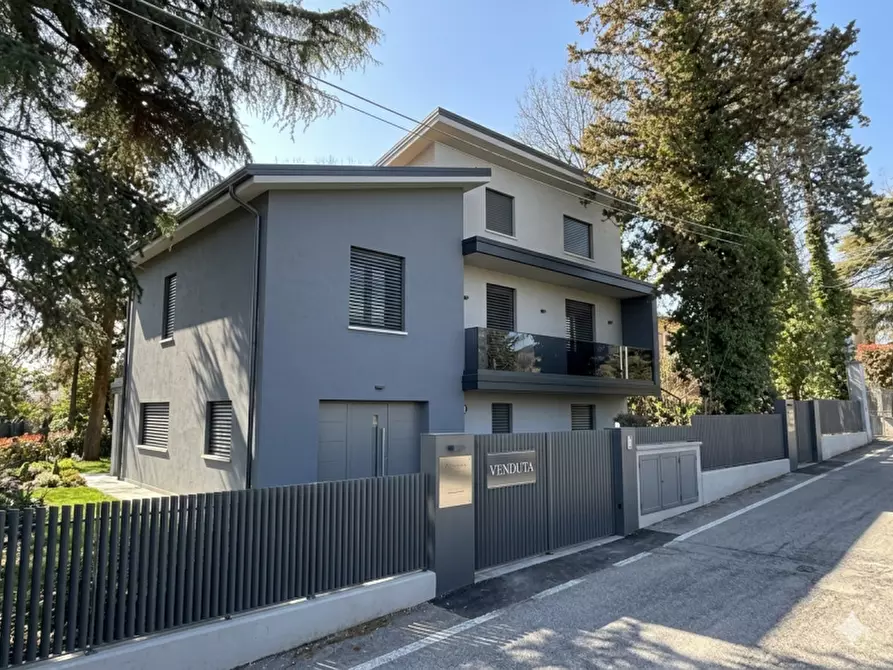 Immagine 6 di Villa in vendita  in VIA VIZZANO a Sasso Marconi