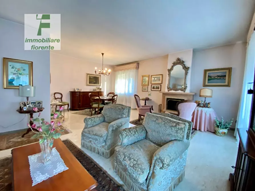 Immagine 3 di Casa indipendente in vendita  in VIA MONTANARI a Padova