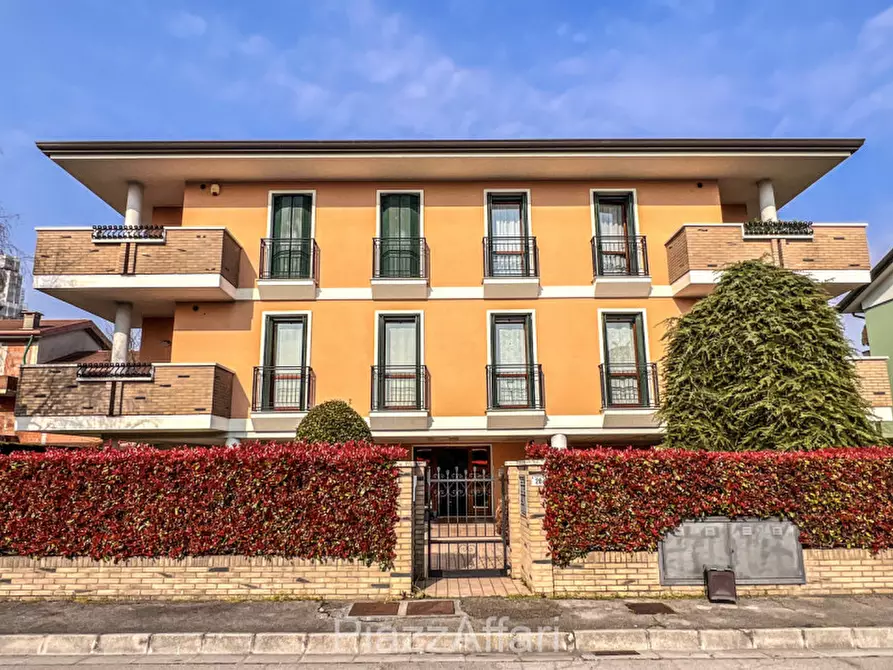 Immagine 1 di Appartamento in vendita  in Via San Leopoldo a Brugine