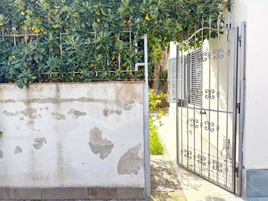 Immagine 4 di Appartamento in vendita  in Via Duca Cosimo 55 a Livorno