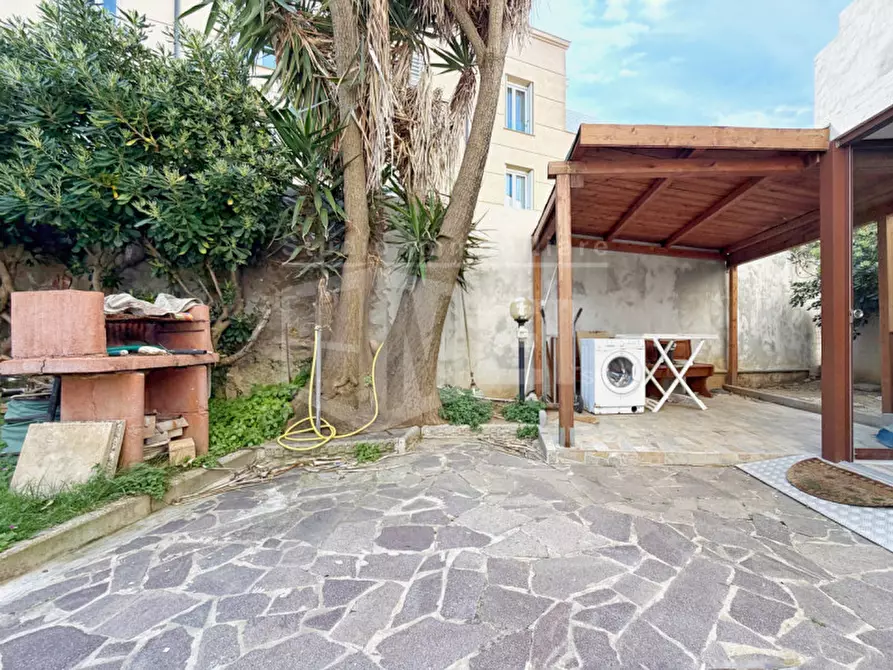 Immagine 8 di Appartamento in vendita  in Via Duca Cosimo 55 a Livorno