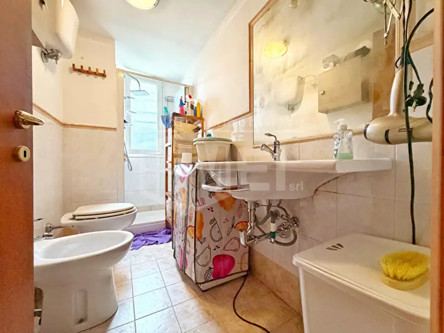 Immagine 18 di Appartamento in vendita  in Via Duca Cosimo 55 a Livorno