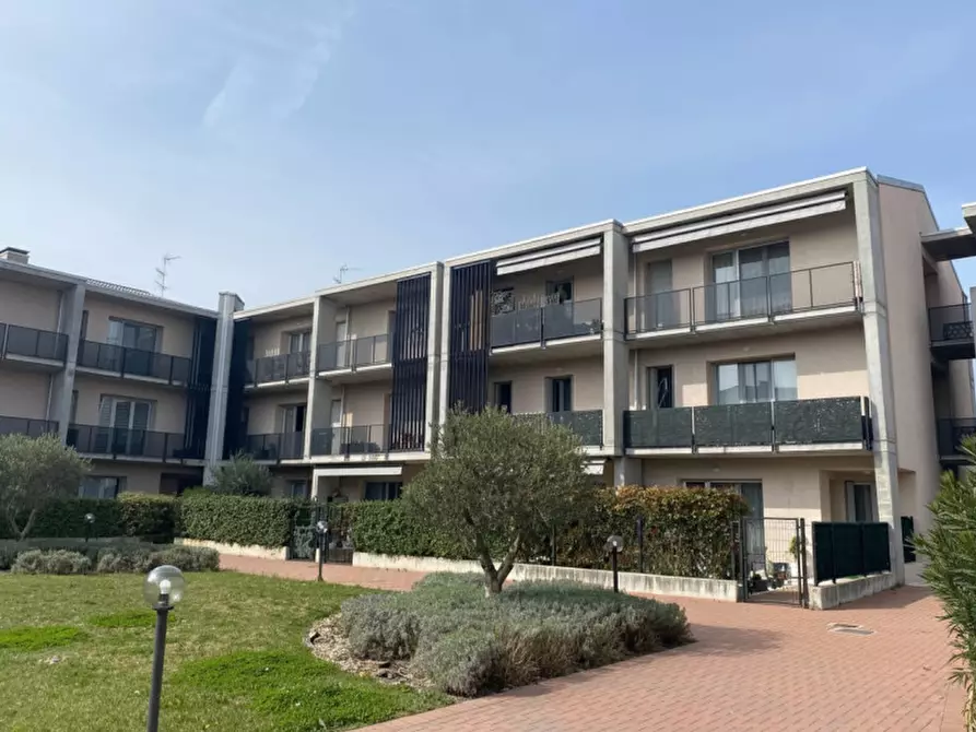 Immagine 1 di Appartamento in vendita  a Mozzecane