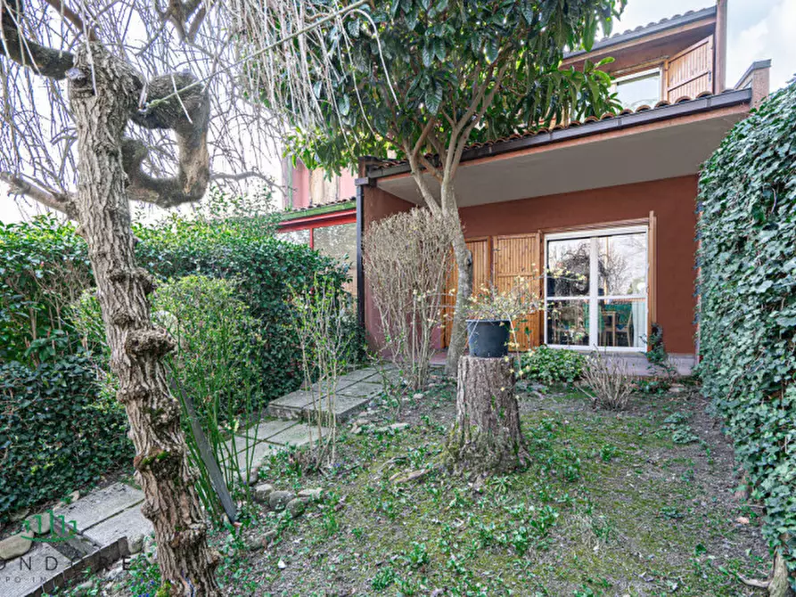 Immagine 5 di Villa in vendita  in Via dei Ciclamini a Marzabotto