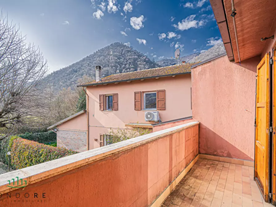 Immagine 30 di Villa in vendita  in Via dei Ciclamini a Marzabotto