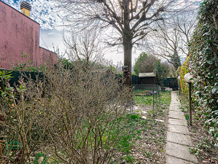 Immagine 32 di Villa in vendita  in Via dei Ciclamini a Marzabotto