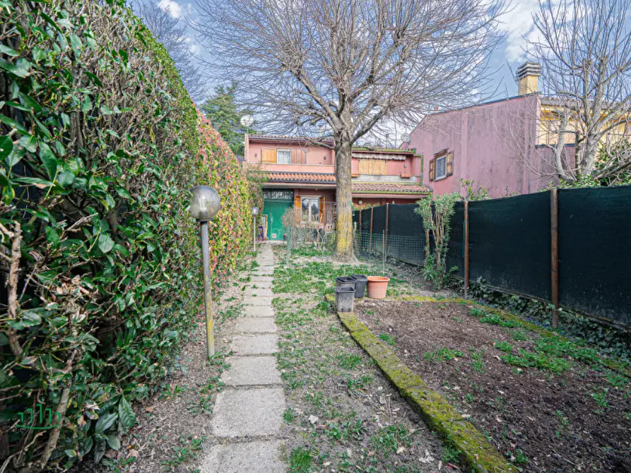 Immagine 34 di Villa in vendita  in Via dei Ciclamini a Marzabotto