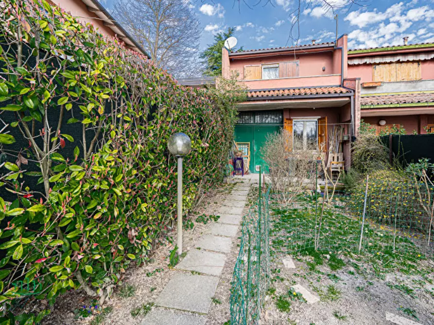 Immagine 35 di Villa in vendita  in Via dei Ciclamini a Marzabotto