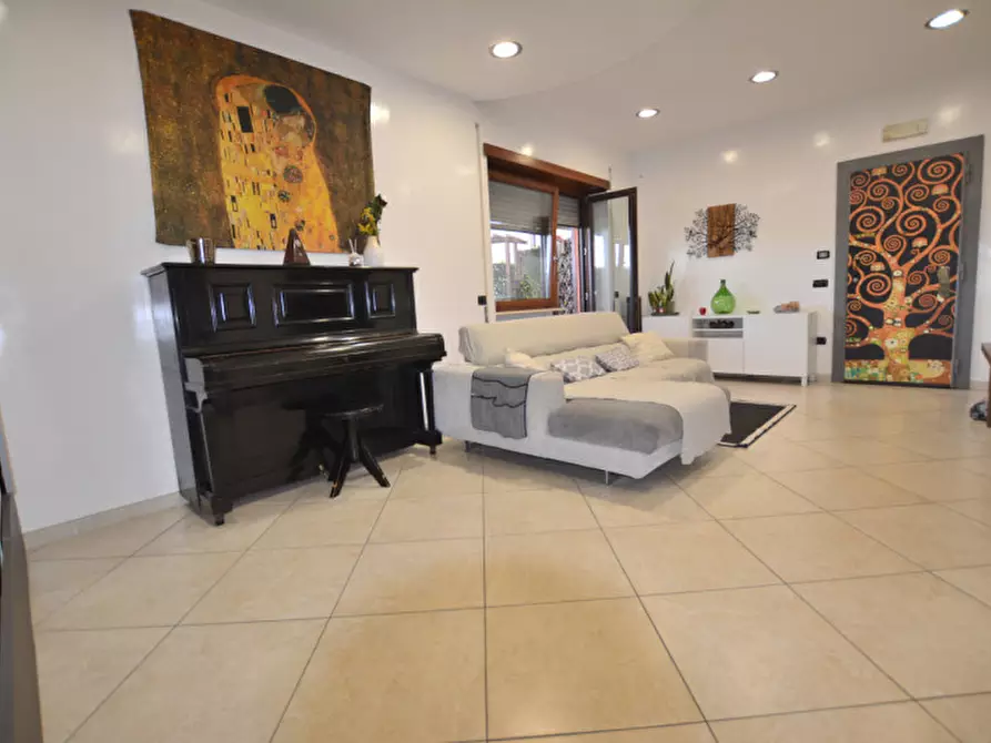 Immagine 1 di Appartamento in vendita  in VIA AGOSTINO SCALI 83 a Roma