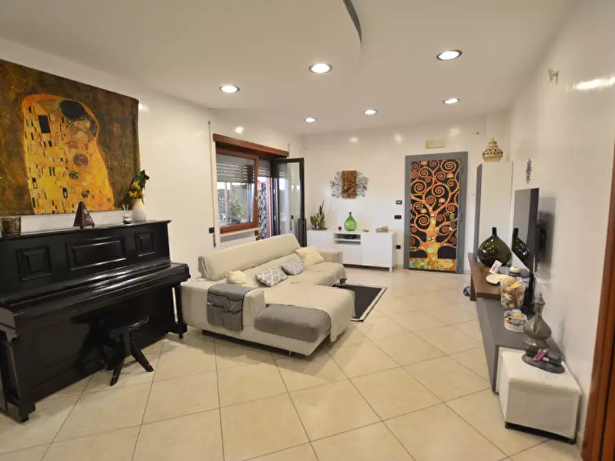 Immagine 4 di Appartamento in vendita  in VIA AGOSTINO SCALI 83 a Roma