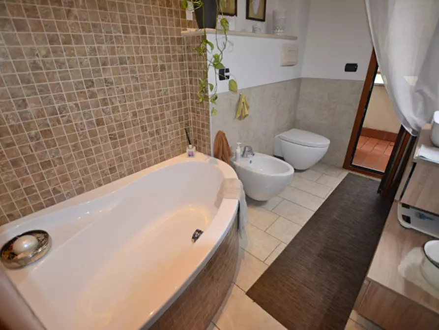 Immagine 30 di Appartamento in vendita  in VIA AGOSTINO SCALI 83 a Roma