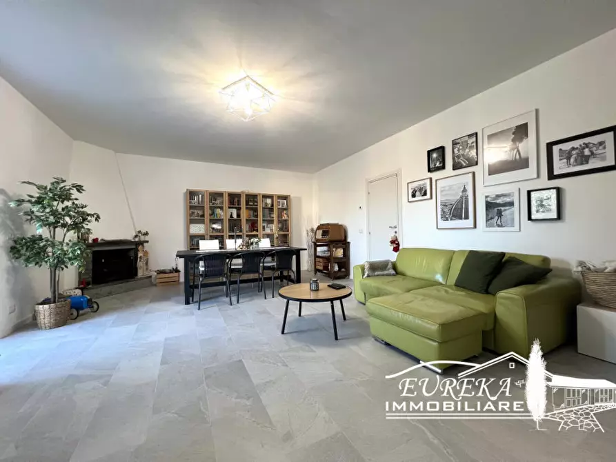 Immagine 2 di Casa indipendente in vendita  in Via Piemonte a Castiglione Del Lago