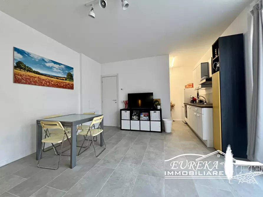 Immagine 5 di Casa indipendente in vendita  in Via Piemonte a Castiglione Del Lago