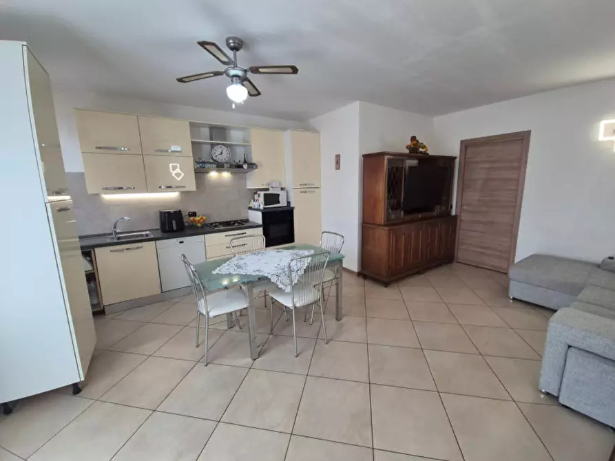 Immagine 1 di Appartamento in vendita  in Via L. Bassani a Villafranca Di Verona