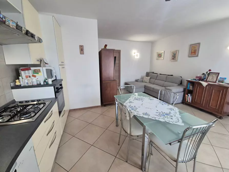 Immagine 5 di Appartamento in vendita  in Via L. Bassani a Villafranca Di Verona