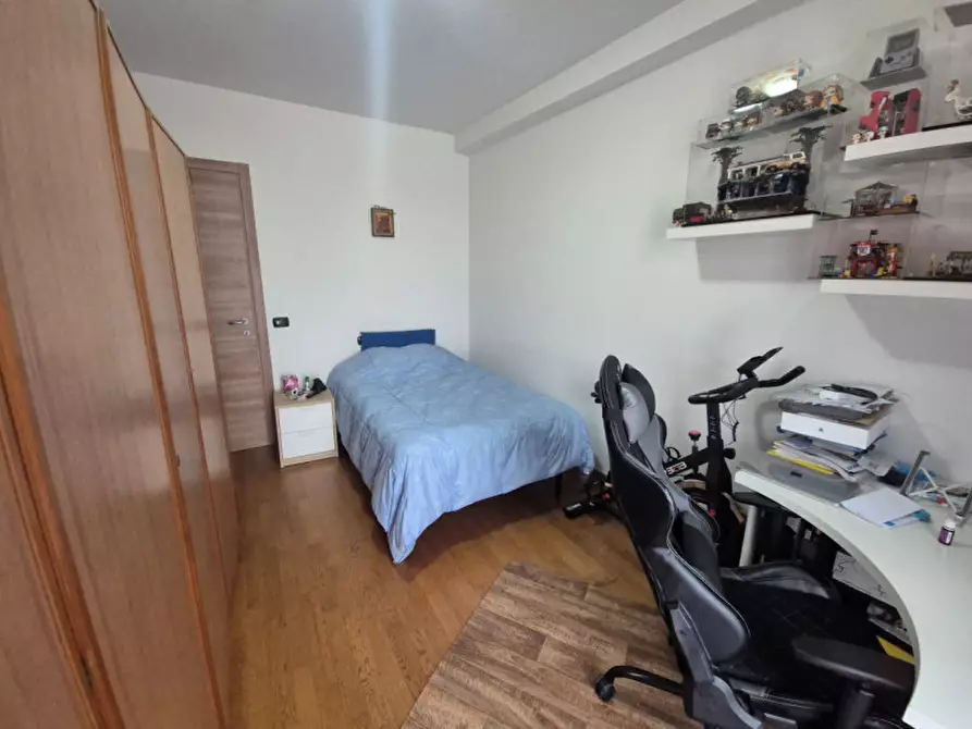 Immagine 10 di Appartamento in vendita  in Via L. Bassani a Villafranca Di Verona