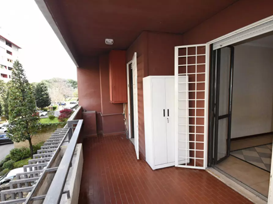 Immagine 4 di Appartamento in vendita  in Via Erminia Frezzolini a Roma