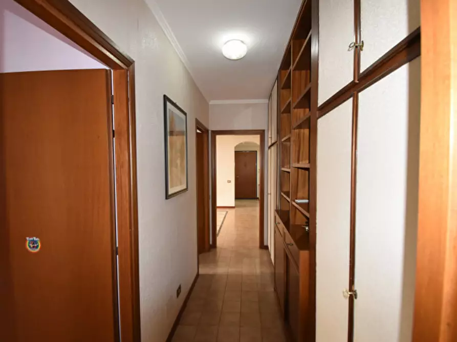 Immagine 8 di Appartamento in vendita  in Via Erminia Frezzolini a Roma