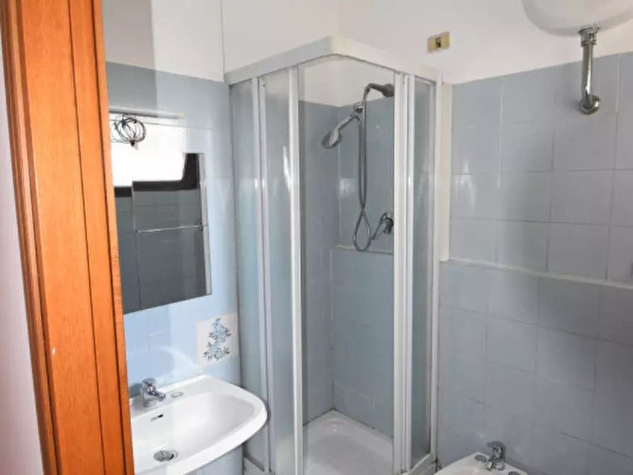 Immagine 16 di Appartamento in vendita  in Via Erminia Frezzolini a Roma