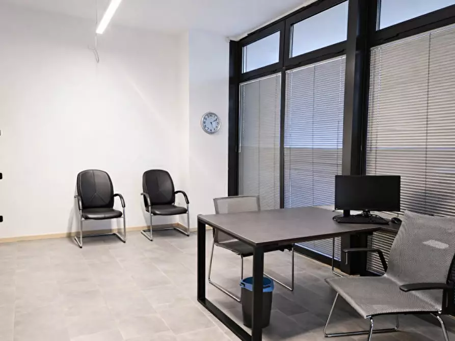 Immagine 25 di Ufficio in affitto  in Via Giovanni Giolitti 12 A a Parma
