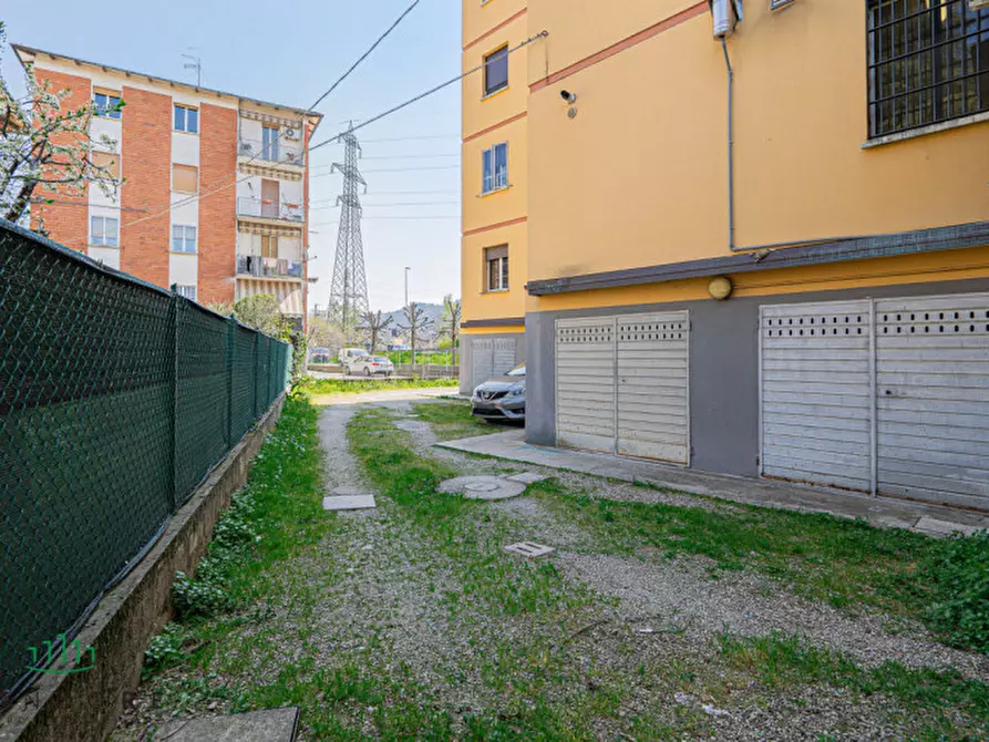 Immagine 22 di Appartamento in vendita  in Via Ettore Masetti a Casalecchio Di Reno