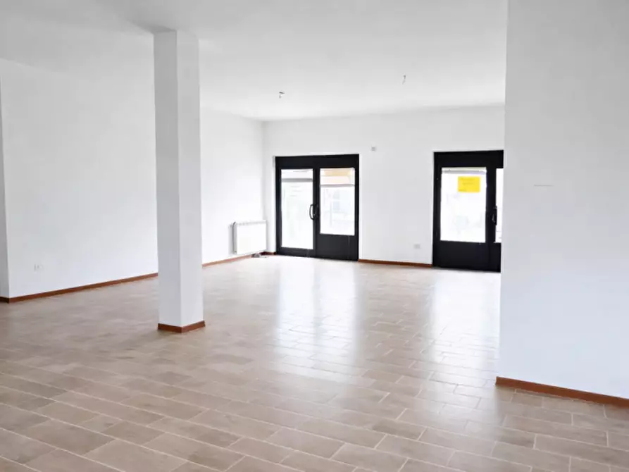 Immagine 3 di Ufficio in vendita  in piazza Mosignor Chiodi a Verdello