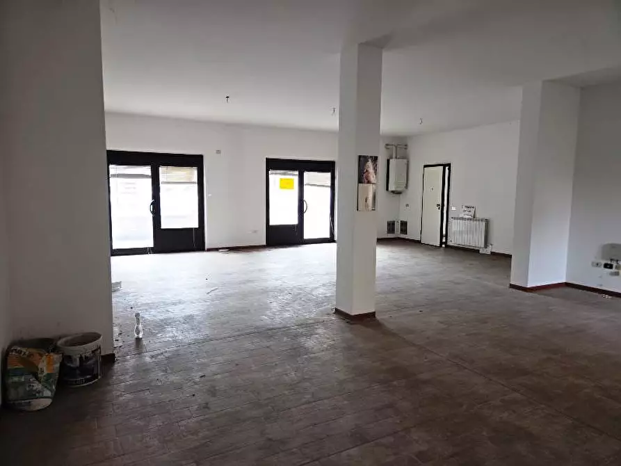 Immagine 8 di Ufficio in vendita  in piazza Mosignor Chiodi a Verdello