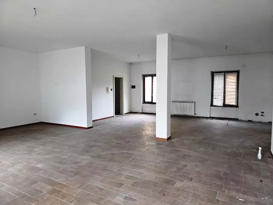 Immagine 9 di Ufficio in vendita  in piazza Mosignor Chiodi a Verdello