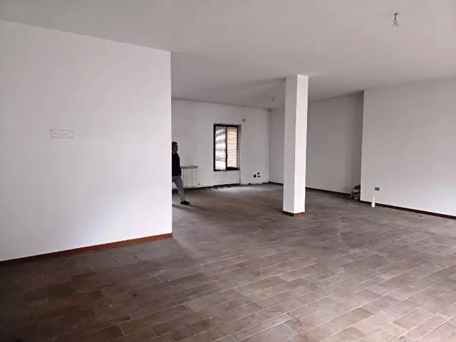 Immagine 20 di Ufficio in vendita  in piazza Mosignor Chiodi a Verdello