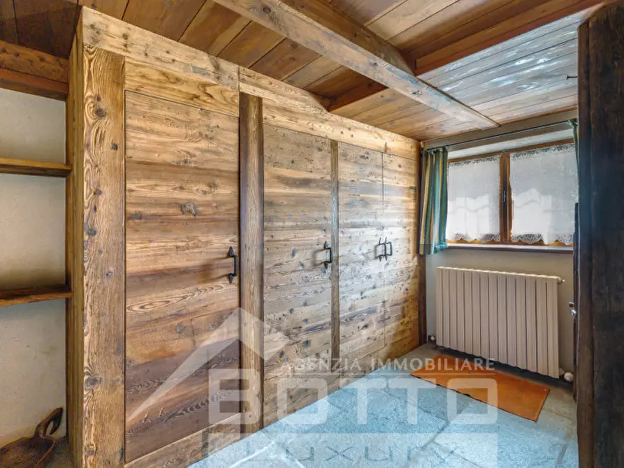 Immagine 8 di Casa indipendente in vendita  in Reale Inferiore a Alagna Valsesia