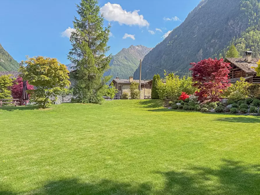 Immagine 42 di Casa indipendente in vendita  in Reale Inferiore a Alagna Valsesia