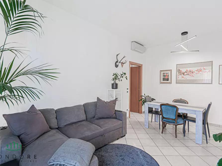 Immagine 8 di Appartamento in vendita  in via Tosarelli a Castenaso