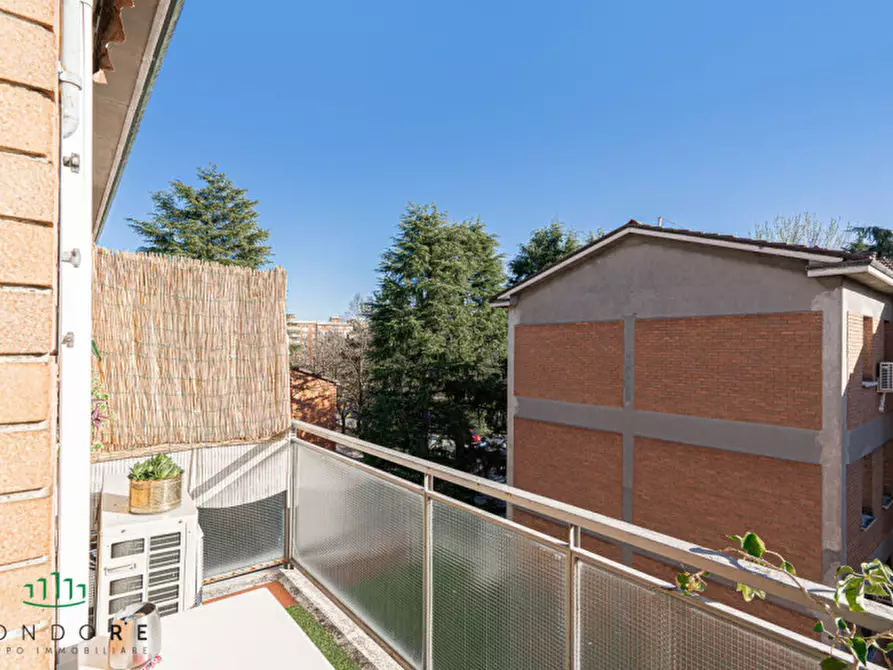 Immagine 12 di Appartamento in vendita  in via Tosarelli a Castenaso