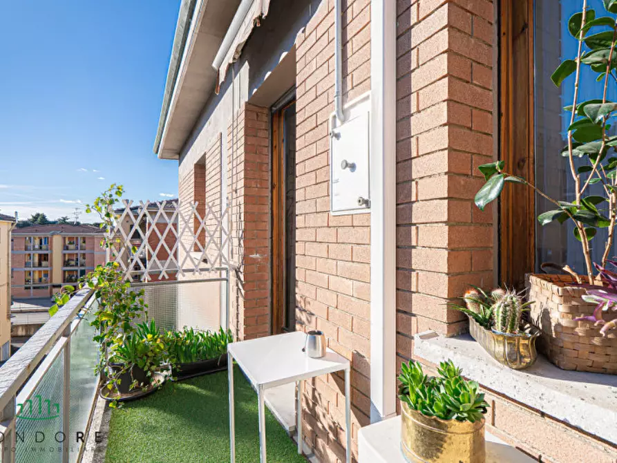 Immagine 13 di Appartamento in vendita  in via Tosarelli a Castenaso