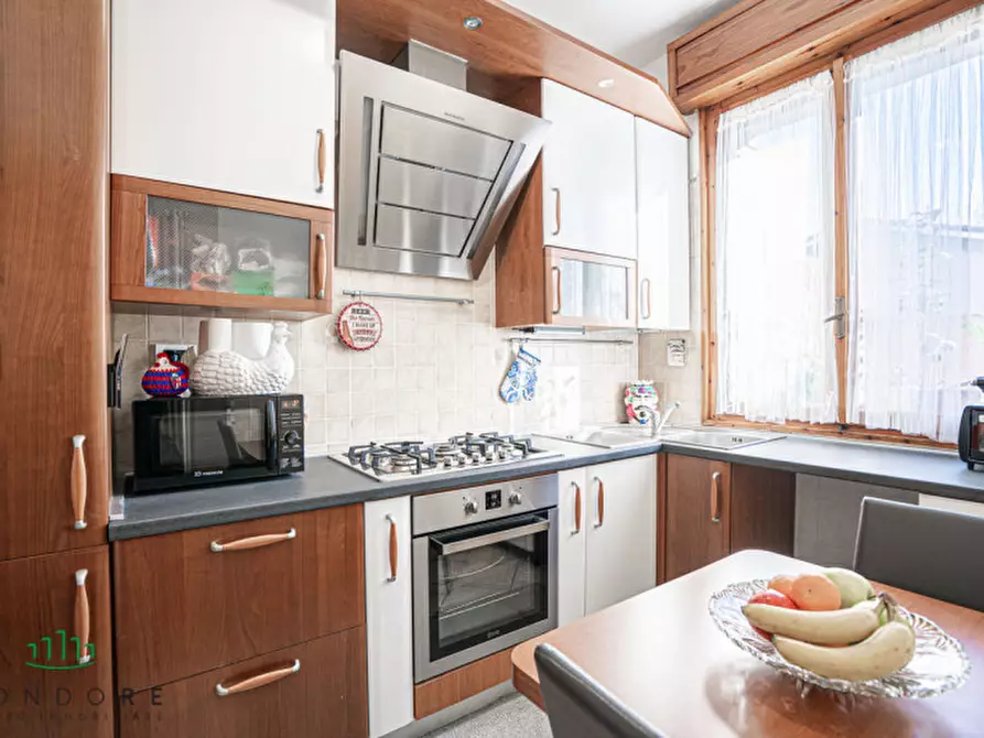 Immagine 15 di Appartamento in vendita  in via Tosarelli a Castenaso