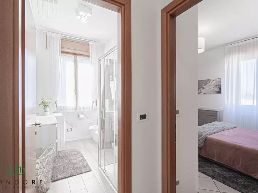 Immagine 19 di Appartamento in vendita  in via Tosarelli a Castenaso