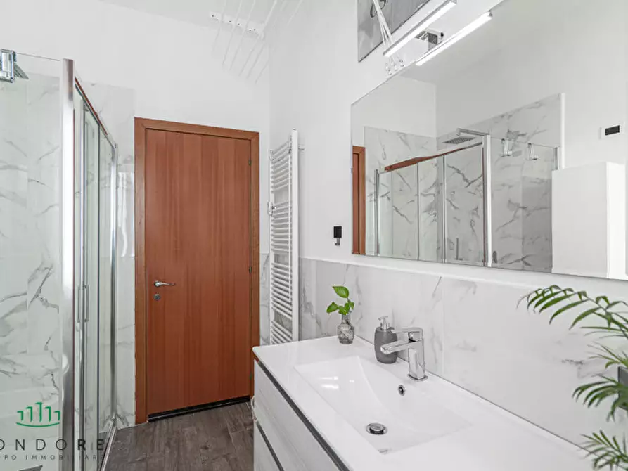 Immagine 32 di Appartamento in vendita  in via Tosarelli a Castenaso