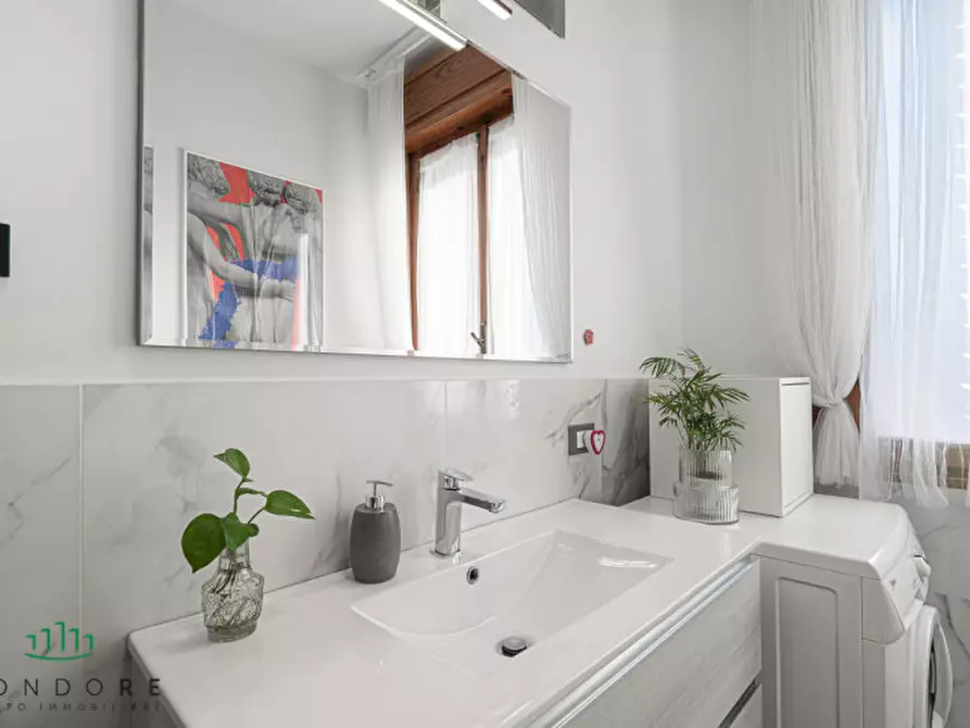 Immagine 33 di Appartamento in vendita  in via Tosarelli a Castenaso