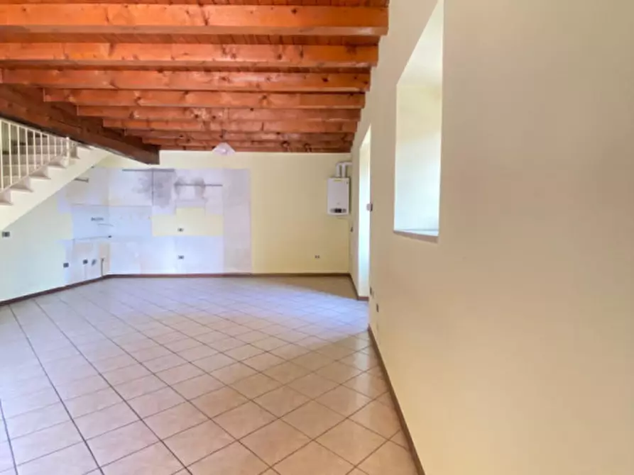 Immagine 3 di Casa indipendente in vendita  a Prevalle