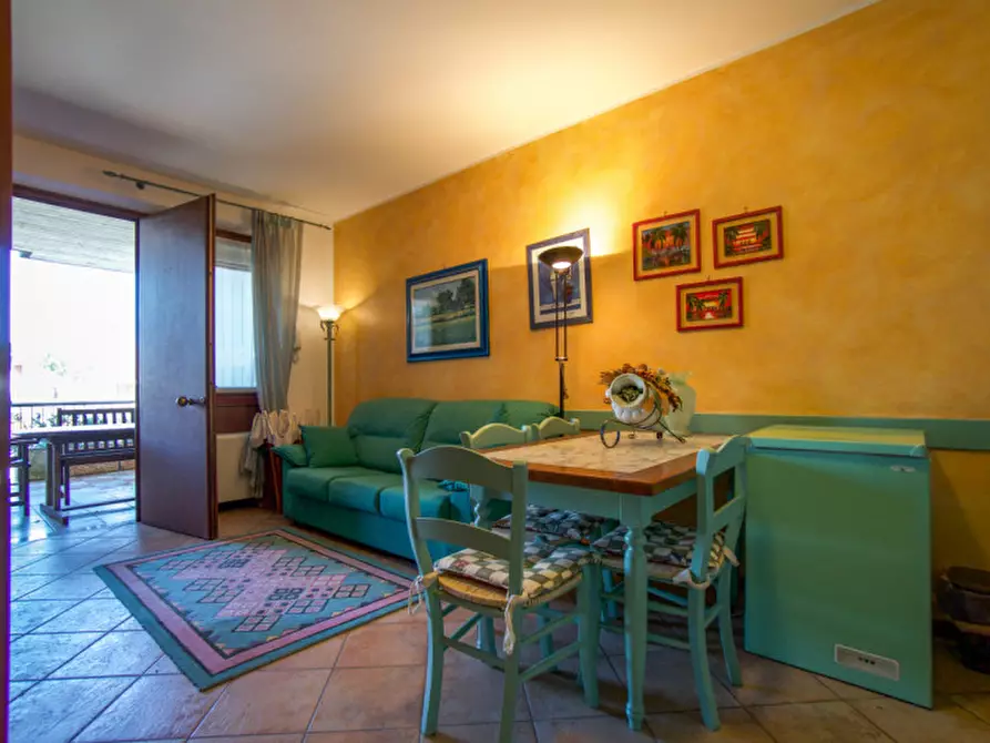 Immagine 7 di Appartamento in vendita  a Desenzano Del Garda