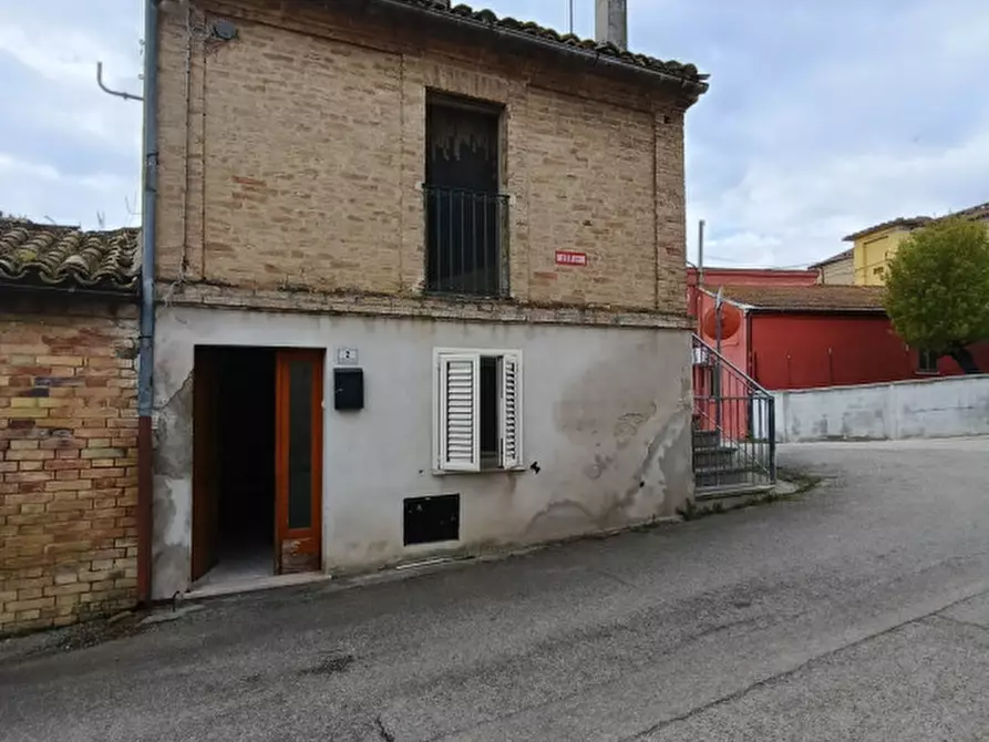 Immagine 2 di Appartamento in vendita  in VIA DELLA FONTE VECCHIA a Città Sant'angelo