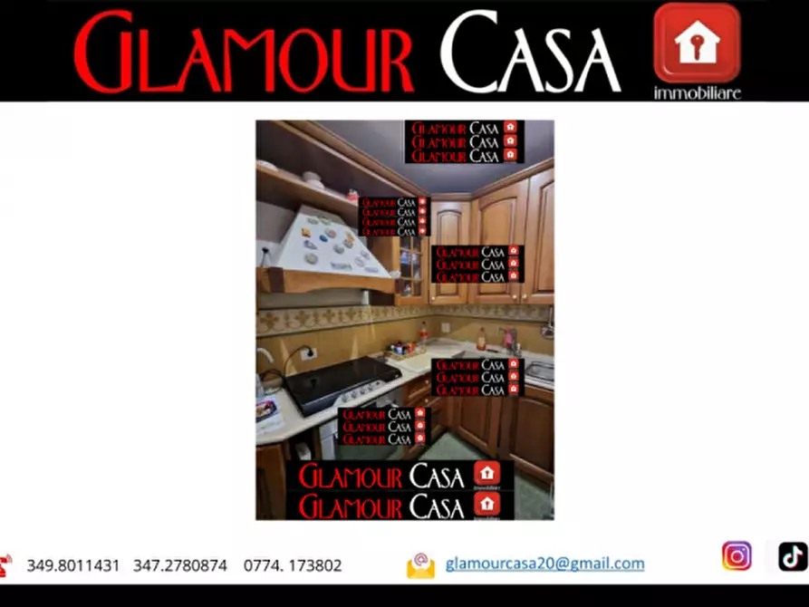 Immagine 6 di Villa in vendita  in Via S. Cipirello a Roma