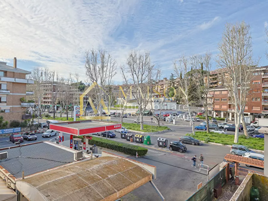 Immagine 34 di Appartamento in vendita  in Via dei Prati Fiscali a Roma