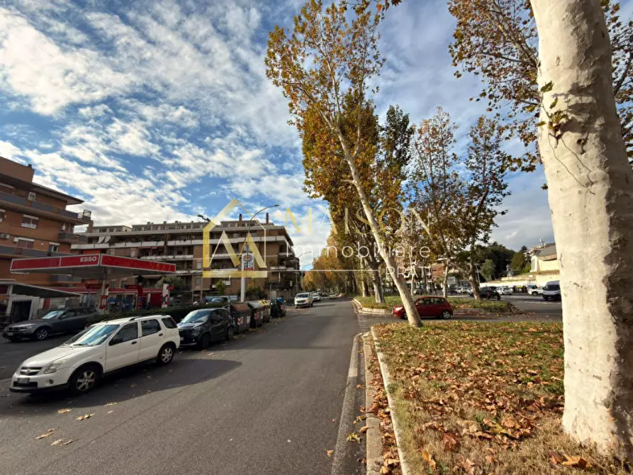 Immagine 49 di Appartamento in vendita  in Via dei Prati Fiscali a Roma