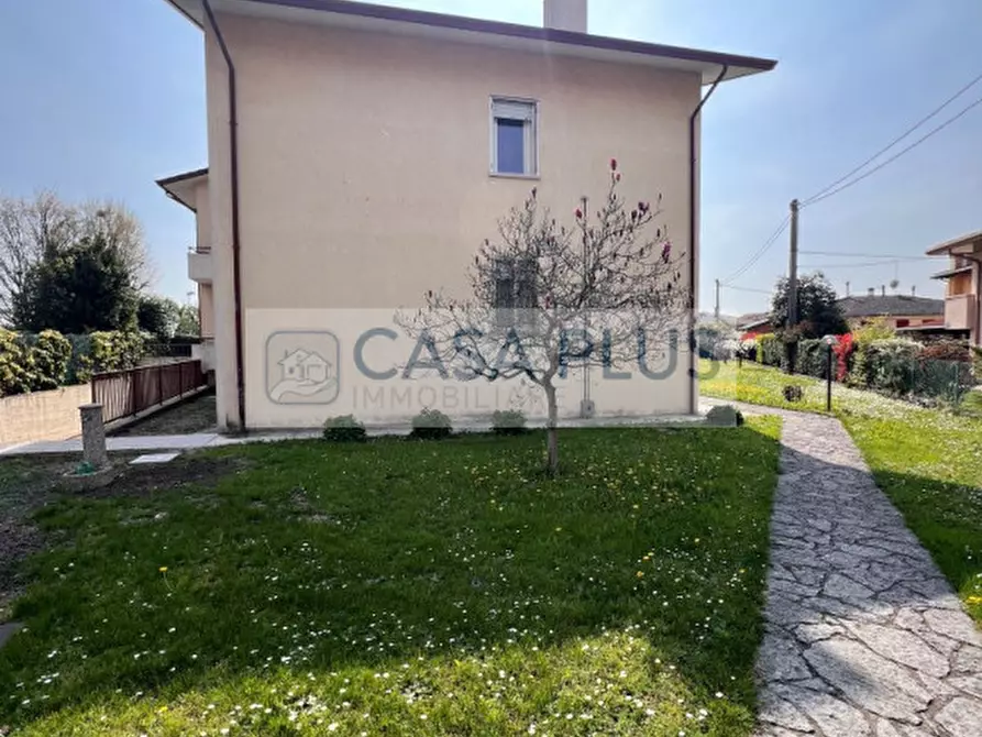 Immagine 59 di Appartamento in vendita  in Via Solferino Bassano del Grappa a Bassano Del Grappa