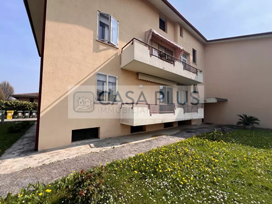 Immagine 61 di Appartamento in vendita  in Via Solferino Bassano del Grappa a Bassano Del Grappa