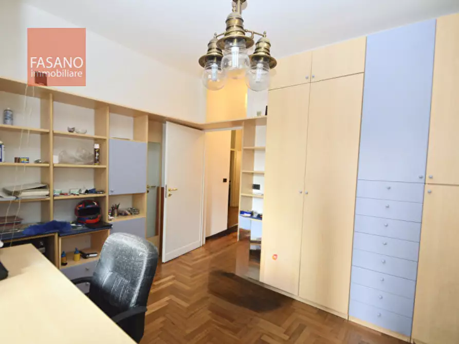 Immagine 14 di Appartamento in affitto  in Via Ugo Foscolo a Torino