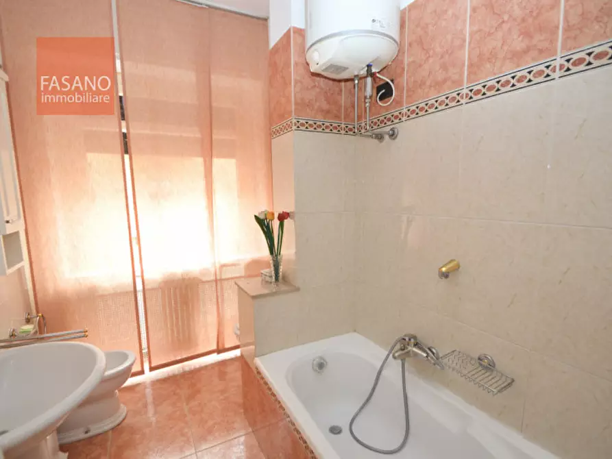 Immagine 18 di Appartamento in affitto  in Via Ugo Foscolo a Torino