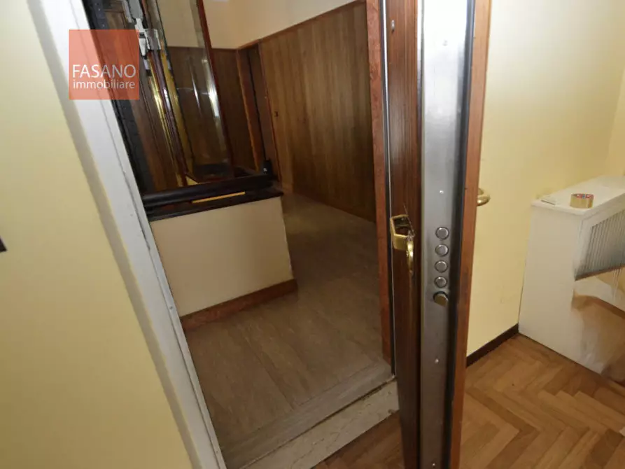 Immagine 19 di Appartamento in affitto  in Via Ugo Foscolo a Torino